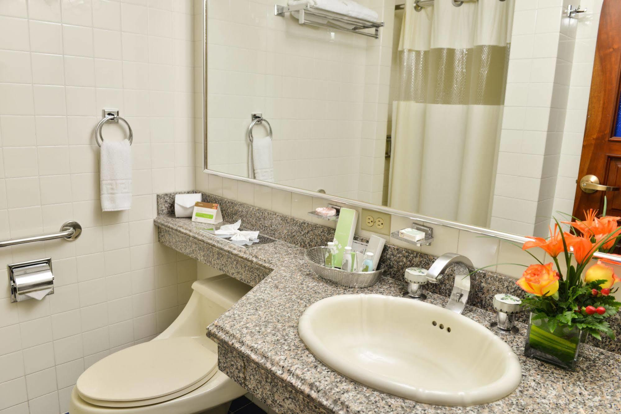 Hotel Plaza Del Libertador เตกูซิกัลปา ภายนอก รูปภาพ