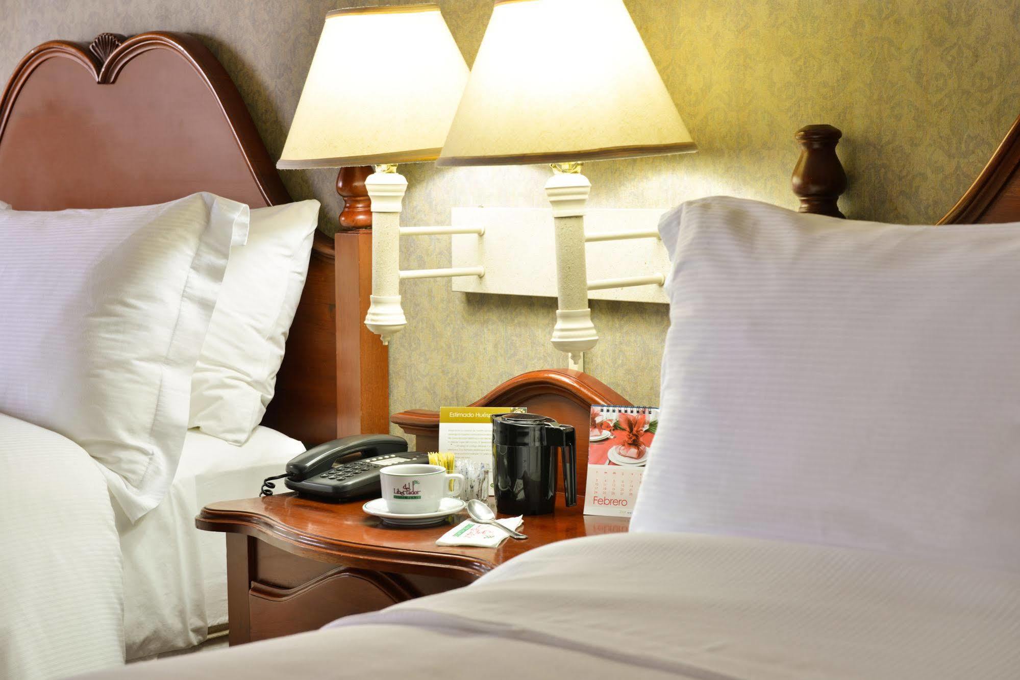 Hotel Plaza Del Libertador เตกูซิกัลปา ภายนอก รูปภาพ